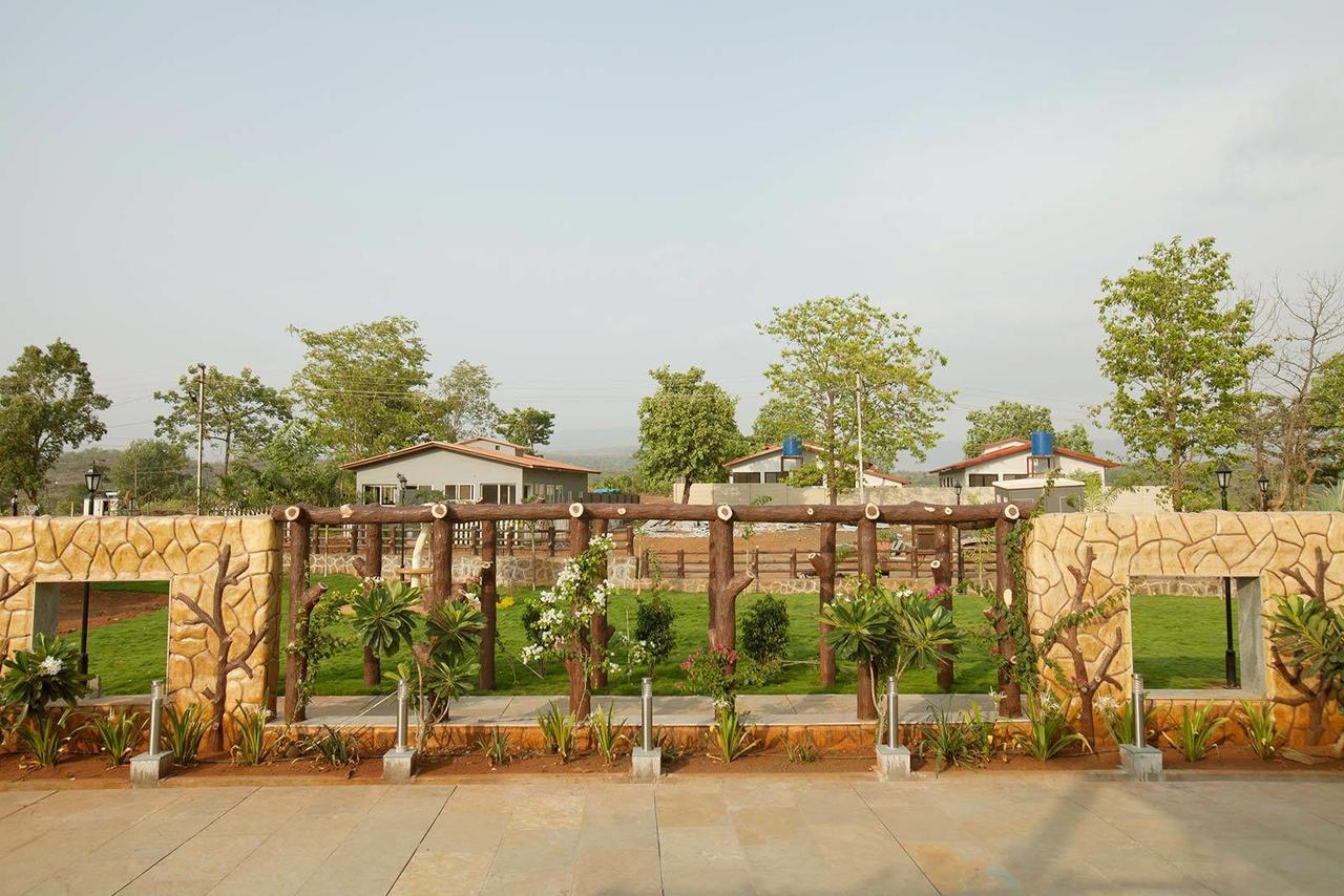 Sparsh Resort & Chalet Kalamb  Exterior photo